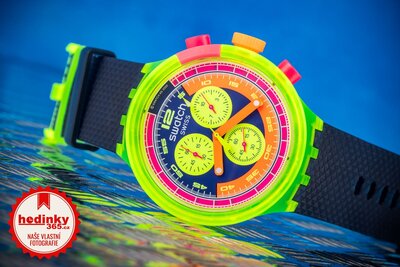 Swatch Neon To The Max SB06J100