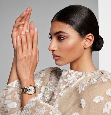 Frederique Constant Highlife Ladies Heart Beat Automatic FC-310VD2NH2B (+ náhradní řemínek)