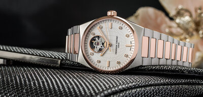 Frederique Constant Highlife Ladies Heart Beat Automatic FC-310VD2NH2B (+ náhradní řemínek)