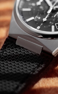 Frederique Constant Highlife Automatic Chronograph FC-391B4NH6B (+ náhradní řemínek)