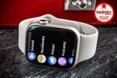 Apple Watch Series 9 GPS 45mm Starlight Aluminium Case / Starlight Sport Band - S/M