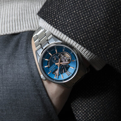 Orient Star Contemporary Modern Skeleton Automatic RE-AV0122L00B Limited Edition 1200pcs (+ náhradní řemínek)