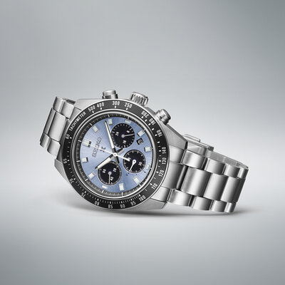 Seiko Prospex Speedtimer Solar Chronograph SSC935P1 "Crystal Trophy"