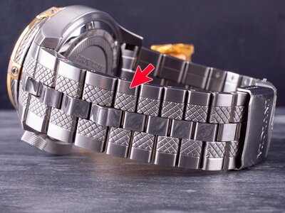 Invicta Bolt Quartz 50mm 11601 (II. Jakost)