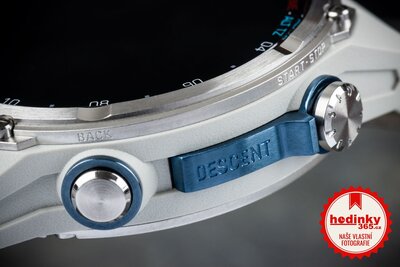 Garmin Descent Mk3 - 43mm, Silver/ Fog Grey