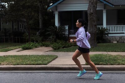 Garmin Forerunner 165 Music, Mist Gray/Whitestone