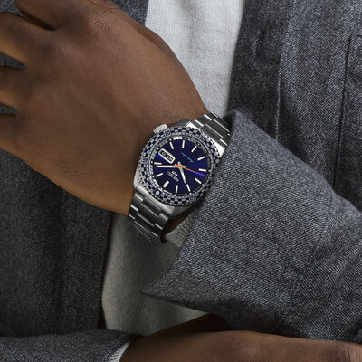 Seiko 5 Sports Automatic SRPK65K1 Special Edition Checker Flag