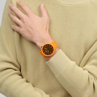 Swatch Crushing Orange SB05O102