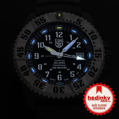 Luminox Mil Spec Inspired XL.3351.1.SET (+ náhradní řemínek)