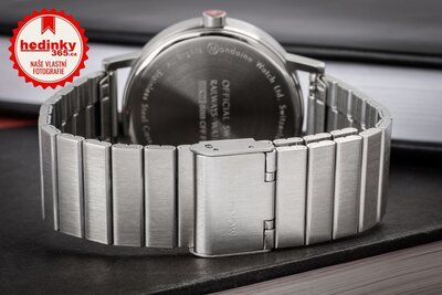 Mondaine Classic Quartz A660.30360.16SBW