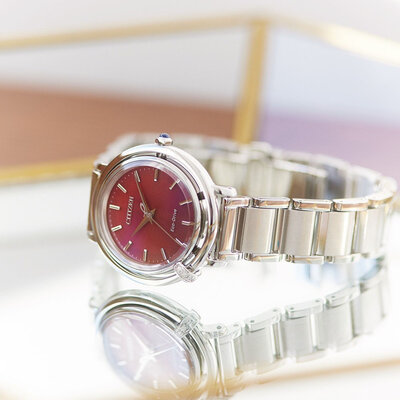 Citizen Elegant Eco-Drive EM1090-78X (+ náhradní řemínek)