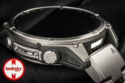 Garmin Fenix 8 AMOLED 47mm, Exclusive Titanium Graphite Titanium Band (Premium) (+ náhradní řemínek) (rozbalené)