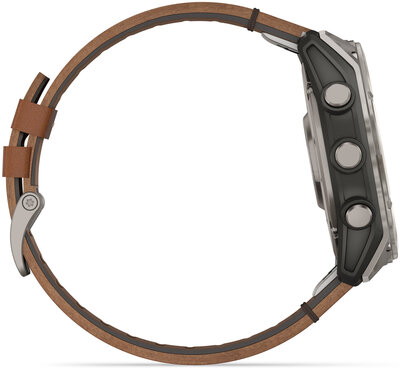 Garmin Fenix 8 AMOLED 51mm, Exclusive Titanium Graphite Brown Leather Band (Premium) (+ náhradní řemínek)