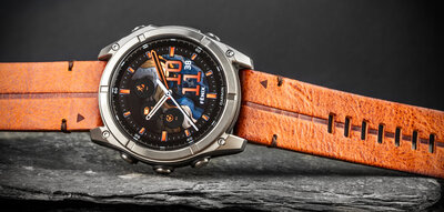 Garmin Fenix 8 AMOLED 51mm, Exclusive Titanium Graphite Brown Leather Band (Premium) (+ náhradní řemínek)