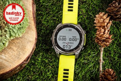 Garmin Fenix 8 SOLAR 47 mm, Sapphire Graphite Titanium Yellow Band