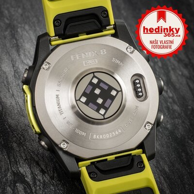 Garmin Fenix 8 Solar 51mm, Sapphire Graphite Titanium Yellow Band