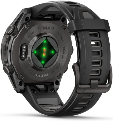 Garmin Fenix 8 AMOLED 43mm, Sapphire Carbon Gray DLC Titanium Black