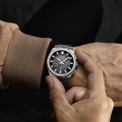 Seiko Astron Solar GPS SSJ025J1 Sun