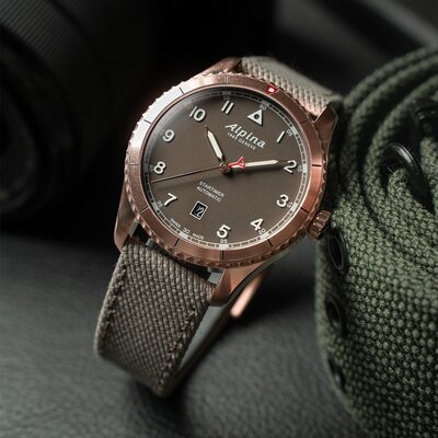 Alpina Startimer Pilot Automatic AL-525BR4S24