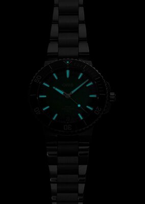 Oris Aquis Date Automatic 01 400 7790 4157-07 8 23 02PEB