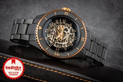 Rado Captain Cook High-Tech Ceramic Skeleton Automatic R32192152