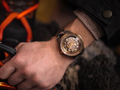 Rado Captain Cook High-Tech Ceramic Skeleton Automatic R32148162