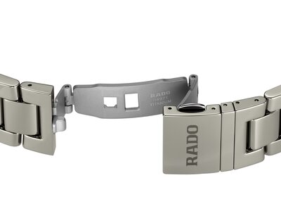 Rado HyperChrome Diamonds Automatic R32158102