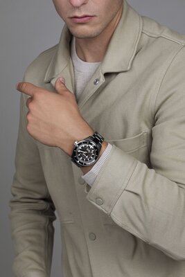 Rado Captain Cook High-Tech Ceramic Automatic R32127152