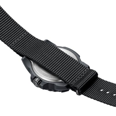 Luminox Navy SEAL XS.3517.NSF.SET Foundation (+ náhradní řemínek)