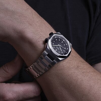 Mido Multifort 8 Two Crowns M047.507.11.051.00