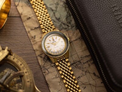 Rado Captain Cook Over-Pole R32193018 Limited Edition 1962 pcs (+ náhradní řemínek a cestovní pouzdro)