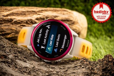 Garmin Forerunner 570 (42 mm), Raspberry, Bone/Mango