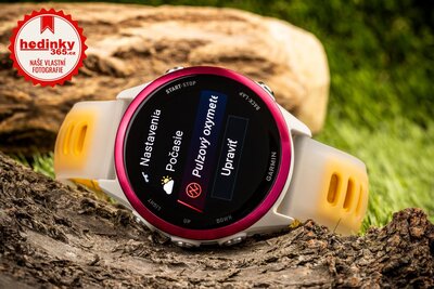Garmin Forerunner 570 (42 mm), Raspberry, Bone/Mango