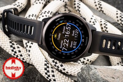 Garmin Forerunner 570 42mm, Slate Gray, Translucent Black