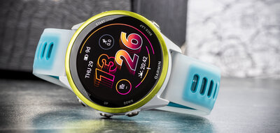 Garmin Forerunner 570 (47mm), Amp Yellow, Translucent Whitestone, Turqoise Band