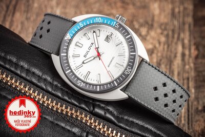 Bulova Snorkel Quartz 98B449 Great White Shark