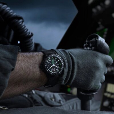Luminox Air XA.6442.H F-117 x Skunk Works Heritage