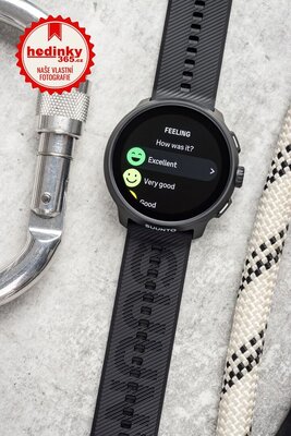 Suunto Run All Black (silikonový řemínek)
