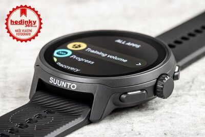 Suunto Run All Black (silikonový řemínek)