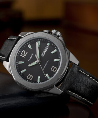 Timex Essex Avenue TW2W92900UK