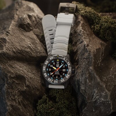 Luminox Mil Spec XL.3359.SET (+ náhradní řemínek)