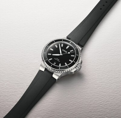 Oris Aquis Date Diamonds Automatic 01 733 7792 4194-07 4 19 64FC