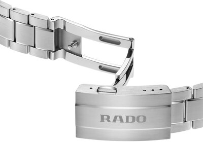 Rado HyperChrome Quartz R32280203