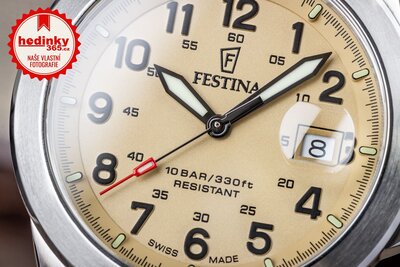 Festina Swiss Made Field 20081/1 (+ 2 náhradní řemínky)