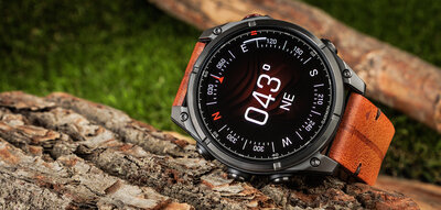 Garmin Fenix 8 Pro AMOLED 47mm, Sapphire Carbon Gray DLC Titanium (Premium) (+ náhradní řemínek)