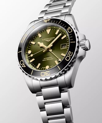 Longines Conquest HydroConquest Automatic GMT L3.790.4.06.6
