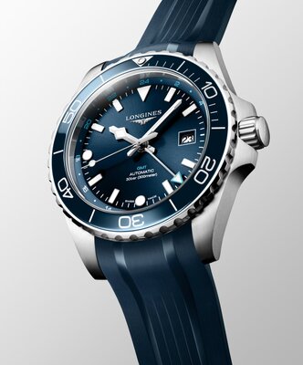 Longines Conquest HydroConquest Automatic GMT L3.890.4.96.9