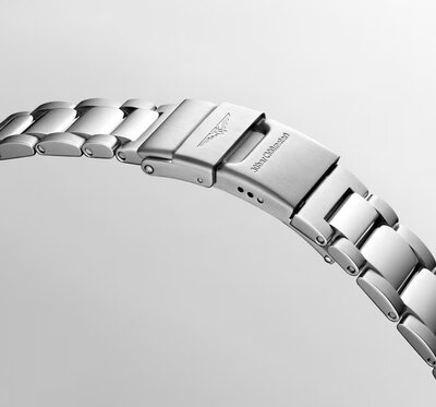 Longines Conquest HydroConquest Quartz L3.370.4.87.6