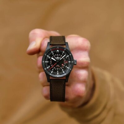 Fortis Flieger F-43 Triple-GMT Automatic COSC Chronometer F4260004 Limited Edition 100pcs (+ náhradní řemínek)
