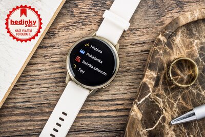 Garmin Venu 4 41mm Lunar Gold / Light Sand, Leather Band (+ náhradní řemínek)